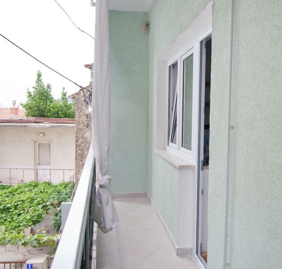 Apartmani Diki Makarska Exterior foto